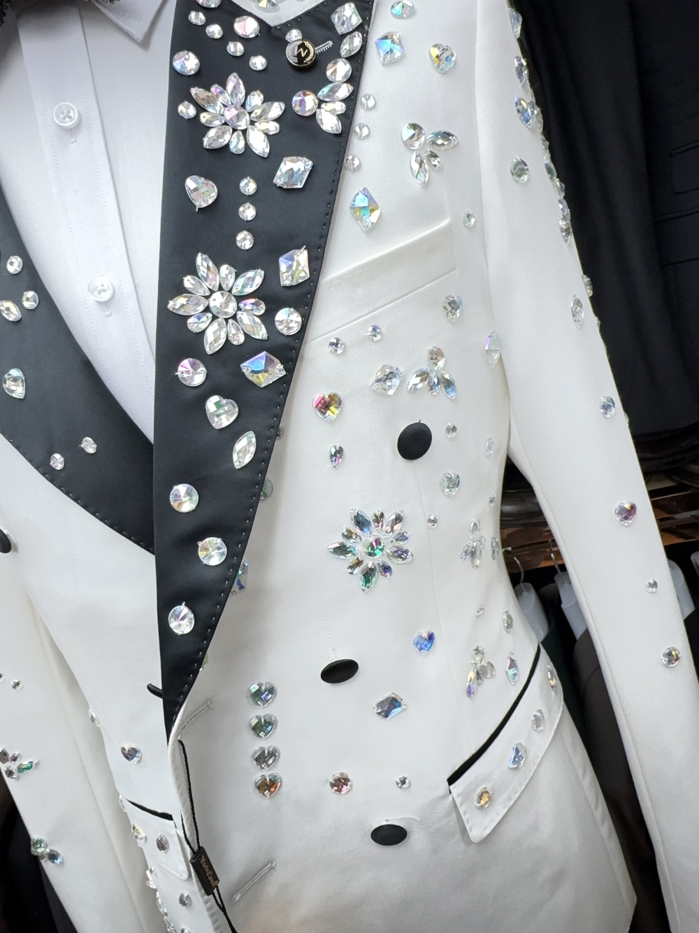 2025 Sparkly In Stock Crystals - Formal Men Party Wear Jacket reseña y precio