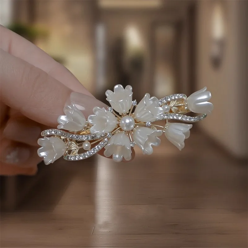 Elegant Pearl Lily of the Vall - Tie Bar Clip reseña y precio