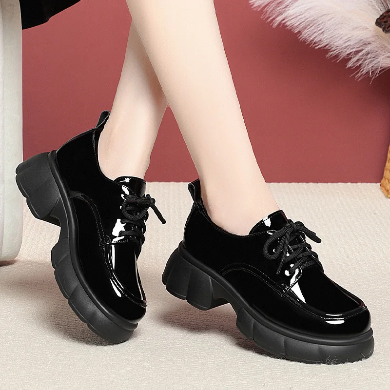 5cm Vintage British Thick Bott - Patent Leather Oxford reseña y precio