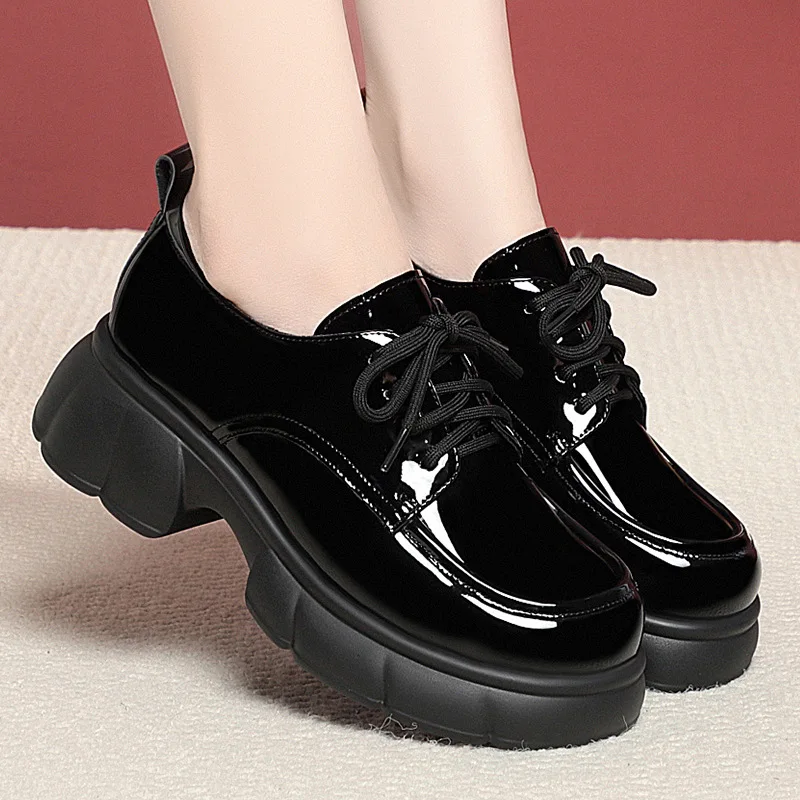 5cm Vintage British Thick Bott - Patent Leather Oxford reseña y precio